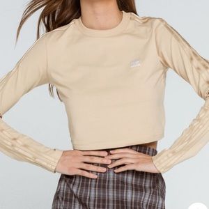 💥CLOSET CLEANOUT💥 Adidas Cropped Long Sleeve Tee